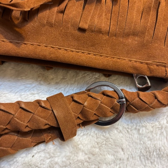 Shoulder Bag Fringe Camel Brown Suede-like material Soft Like New - Picture 12 of 14